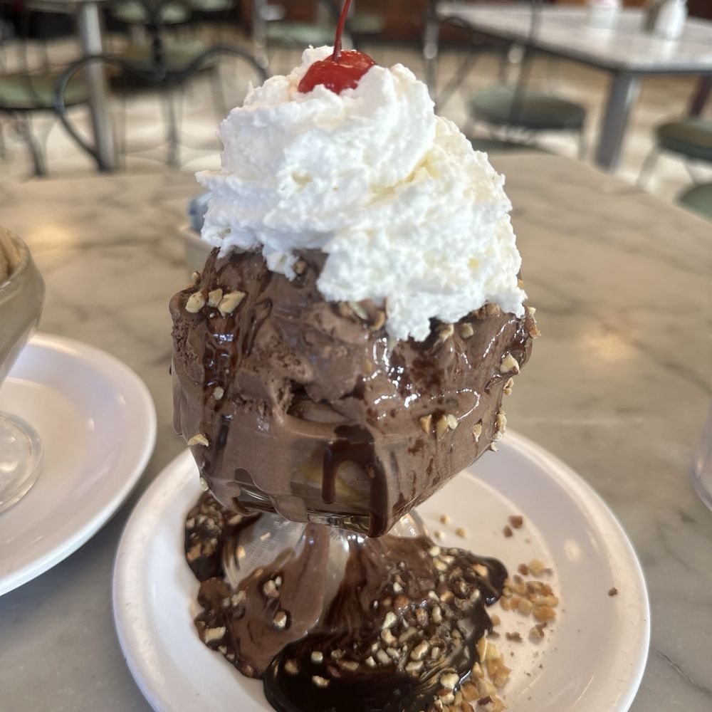 Fentons Creamery - Ice Cream & Frozen Yogurt Near Me - Oakland, California Fentons Creamery - Ice Cream & Frozen Yogurt Near Me - Oakland, California