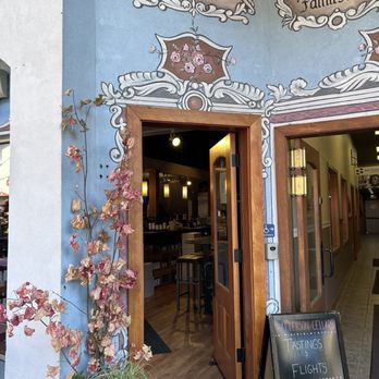 Patterson Cellars - Leavenworth - Entrance - Wine Tasting Room Near Me - Leavenworth, Washington Patterson Cellars - Leavenworth - Entrance - Wine Tasting Room Near Me - Leavenworth, Washington