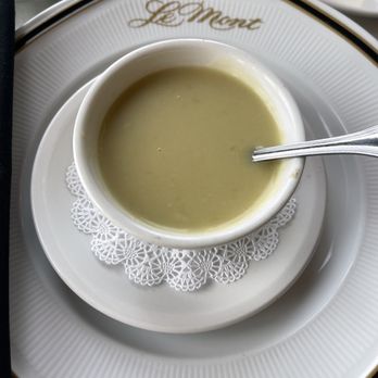 Le Mont - Fresh Homemade Soup - of -the - day, asparagus - American Near Me - Pittsburgh, Pennsylvania Le Mont - Fresh Homemade Soup - of -the - day, asparagus - American Near Me - Pittsburgh, Pennsylvania