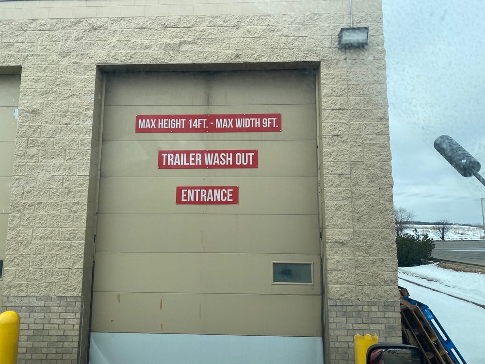 LAKEVILLE TRUCK WASH Updated September 2024 21178 Kenrick Ave, Lakeville, Minnesota Car