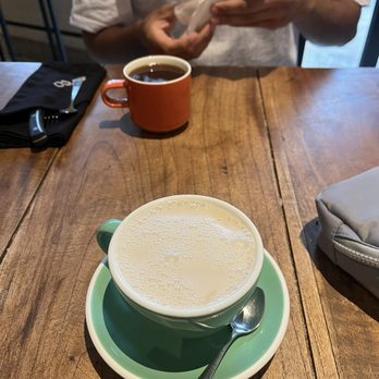 SOCO - Americano and chai latte below - Bakeries Near Me - Mérida, YUC SOCO - Americano and chai latte below - Bakeries Near Me - Mérida, YUC