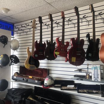 Texas Jewelry and Loan - Basses and guitars - Jewelry Near Me - Plano, Texas Texas Jewelry and Loan - Basses and guitars - Jewelry Near Me - Plano, Texas