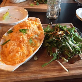 York Rd Kitchen - Canadian (New) Near Me - Guelph, Ontario