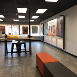 Boost Mobile Premier