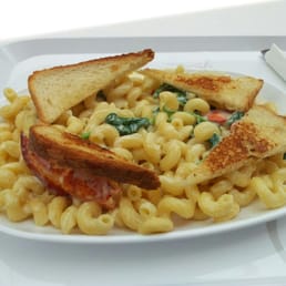 Glow - lobster mac n cheese