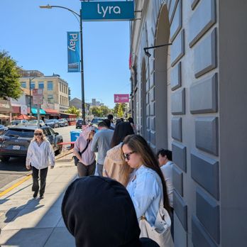 Ume Tea - Long line on grand opening day - Bubble Tea Near Me - Burlingame, California