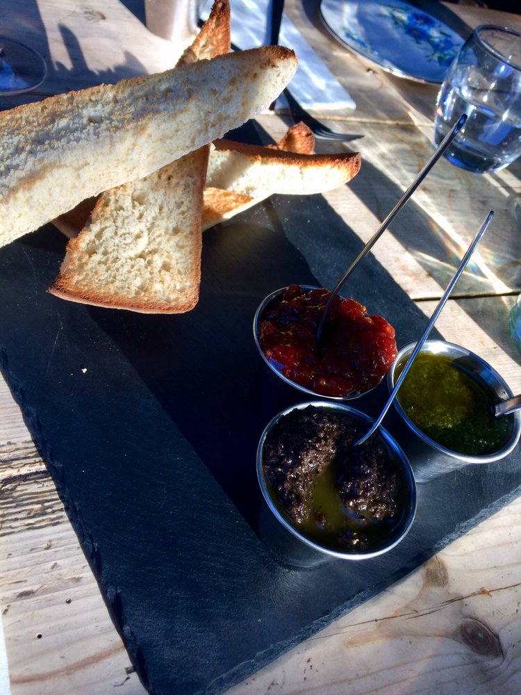 AMBLEDOWN COTTAGE 16 Photos Barrack Hill, Glaslough, Co. Monaghan