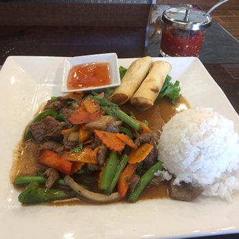 Thai La Moon - Lunch portion Thai basil w/ beef - Thai Near Me - Edmond, Oklahoma Thai La Moon - Lunch portion Thai basil w/ beef - Thai Near Me - Edmond, Oklahoma