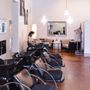Photo of A Salon 2dYe4