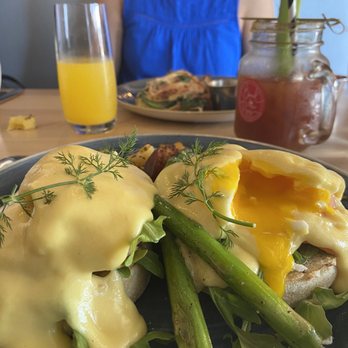 Bread & Roses - Eggs Benedict - Breakfast & Brunch Near Me - Shelby Township, Michigan Bread & Roses - Eggs Benedict - Breakfast & Brunch Near Me - Shelby Township, Michigan
