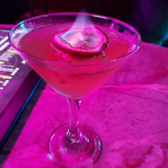 蘭桂坊 - Nightlife Near Me - Hong Kong, HK 蘭桂坊 - Nightlife Near Me - Hong Kong, HK