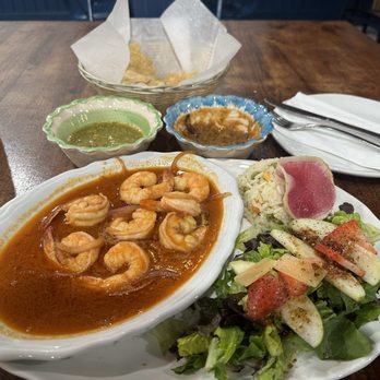 Santo Fish Restaurant - Shrimp in a butter and paprika sauce. - Seafood Near Me - Pico Rivera, California