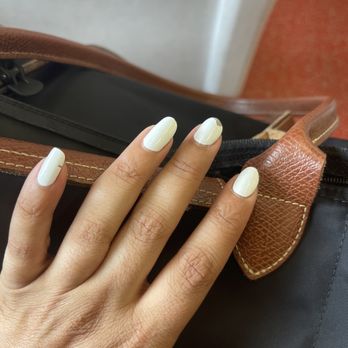 In Nails & Spa - Chipped polish within 24 hours - Nail Salons Near Me - Stamford, Connecticut In Nails & Spa - Chipped polish within 24 hours - Nail Salons Near Me - Stamford, Connecticut
