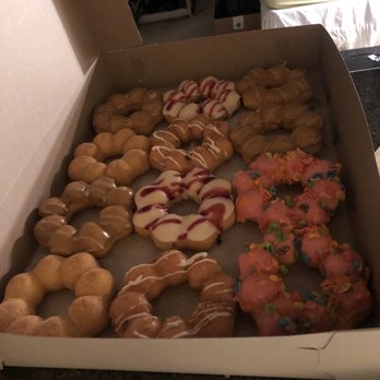 Friendly Donuts - Donuts Near Me - Orange, California Friendly Donuts - Donuts Near Me - Orange, California