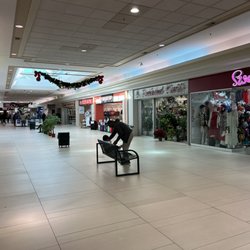 Rockwood Mall - Rockwood Mall