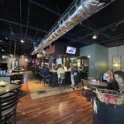 Slatts Pub