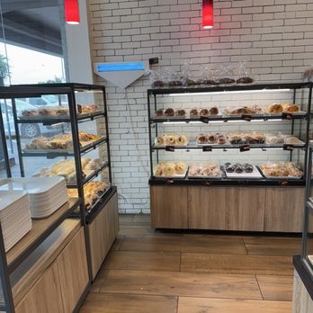 85°C Bakery Cafe-Richardson - Interior - Bakeries Near Me - Richardson, Texas