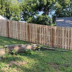 Major Way Fencing - 6 foot shadowbox privacy fence, Bennington, Nebraska