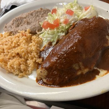 El Mariachi  Sabor De Mexico - Chicken relleno with red sauce - Mexican Near Me - Watauga, Texas