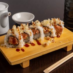 Kinari Aburi Sushi & Noodle - Crunchy Spicy Tuna Roll