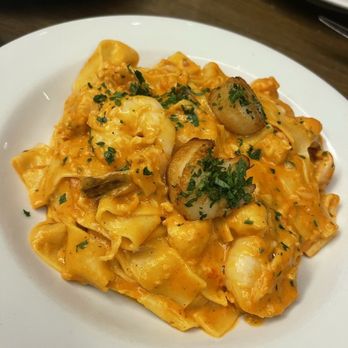 Spago Trattoria & Pizzeria - Lobster shrimp scallop pasta - Italian Near Me - Windsor, Ontario Spago Trattoria & Pizzeria - Lobster shrimp scallop pasta - Italian Near Me - Windsor, Ontario