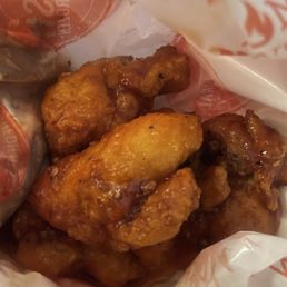 Boneless mango habanero wings