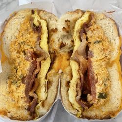 Yeastie Boys Bagels - Bagel without hash brown, which I was charged for.