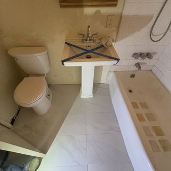 PlumbSmart Plumbing - Installed new pedestal sink and toilet on recently installed bathroom floor - Plumbing Near Me PlumbSmart Plumbing - Installed new pedestal sink and toilet on recently installed bathroom floor - Plumbing Near Me