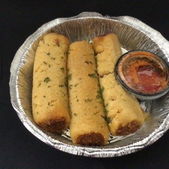 Chicago Pizza - Chicago style tamales with a weird sauce. - Pizza Near Me - Cape Coral, Florida Chicago Pizza - Chicago style tamales with a weird sauce. - Pizza Near Me - Cape Coral, Florida