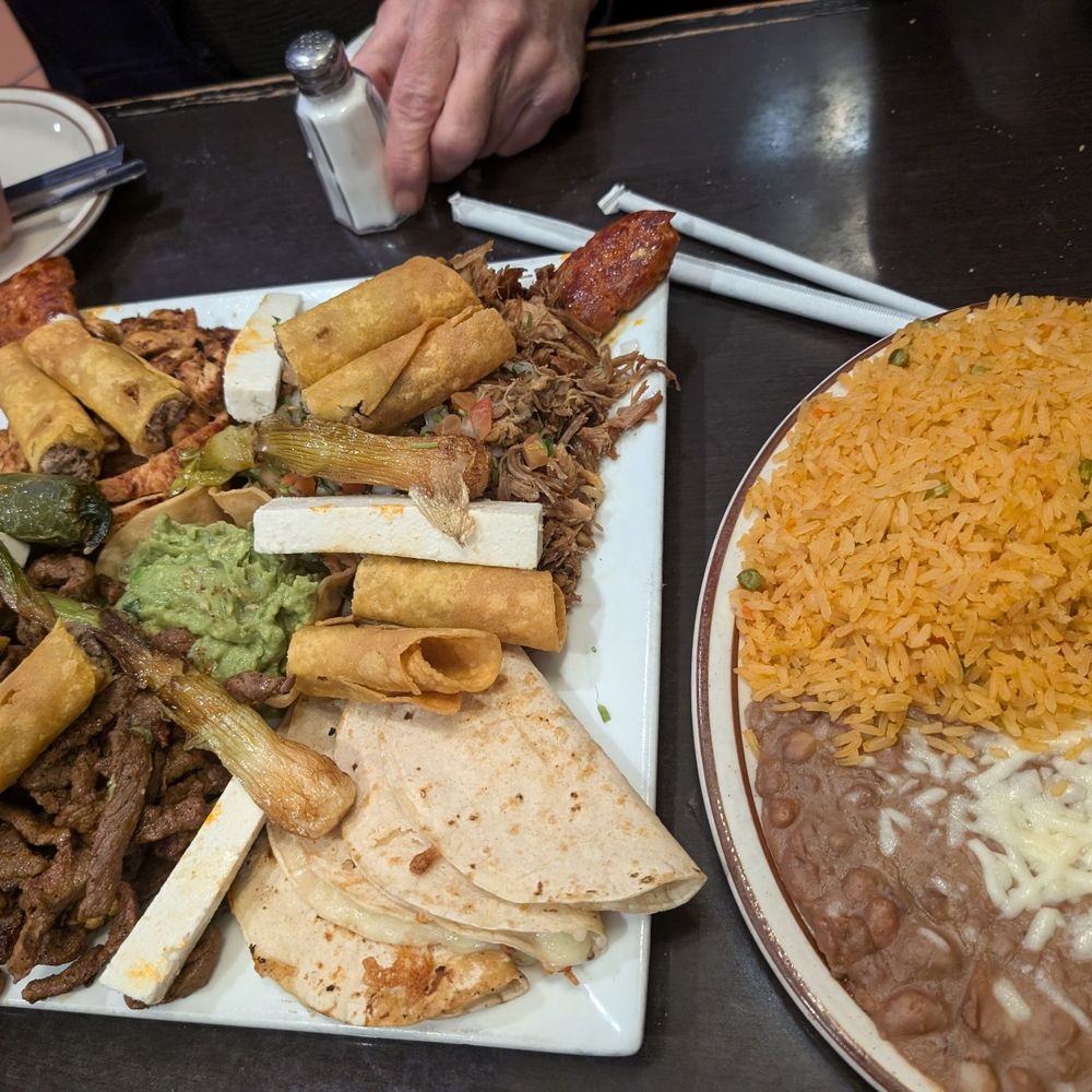 don alejo combo plate was massive and amazing