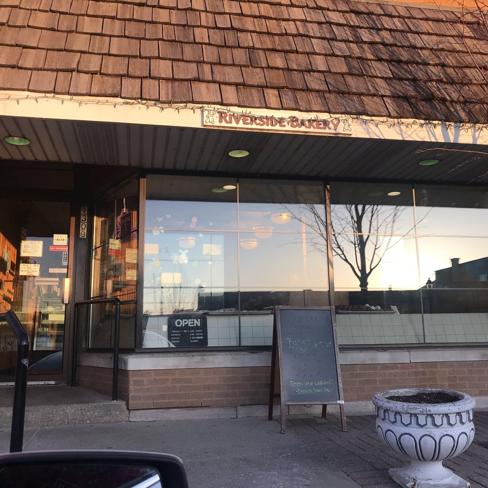 Riverside Bake Shop - Bakeries Near Me - Mchenry, Illinois Riverside Bake Shop - Bakeries Near Me - Mchenry, Illinois