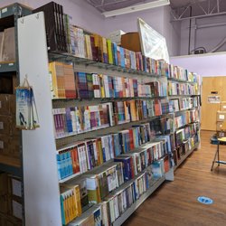 Tien Dao Christian Bookstore
