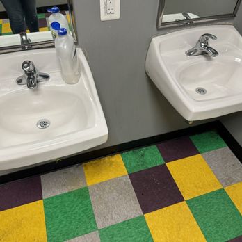 Get Air Alexandria - Bathroom soap and moldy floor situation - Trampoline Parks Near Me - Alexandria, Virginia