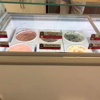 Fifi's Creamery - Ice Cream & Frozen Yogurt Near Me - Algonquin, Illinois Fifi's Creamery - Ice Cream & Frozen Yogurt Near Me - Algonquin, Illinois