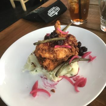 Briar Common Brewery + Eatery - Fried chicken with mash potatoes - New American Near Me - Denver, Colorado Briar Common Brewery + Eatery - Fried chicken with mash potatoes - New American Near Me - Denver, Colorado