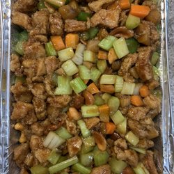 China 1 - Chicken With Cashew Nuts