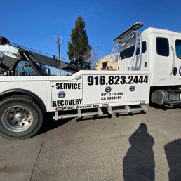 He wanted to connect the trailer to this. Does anyone else ever saw something like this passing a test at the DMV? Don't think so