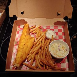 Coach Sports Bar - Fish fry