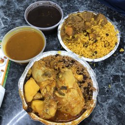 Photo of 188 Bakery Cuchifritos - Bronx, NY, United States. Beef stew and chicken stew