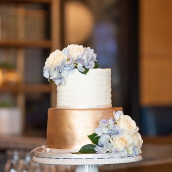 La Zucre Cake Boutique - Cupcakes Near Me - Orlando, Florida