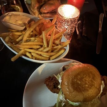 Parlour - Parlour Burger, Fries, and Fried Chicken Sandwich - New American Near Me - Minneapolis, Minnesota