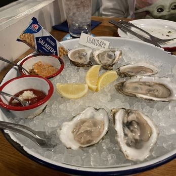 Garbo’s - Three pairs of oysters from Massachusetts and Maine - Seafood Near Me - Austin, Texas
