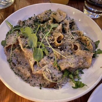 Firefly - Mushroom paddlardalle - New American Near Me - Studio City, California Firefly - Mushroom paddlardalle - New American Near Me - Studio City, California