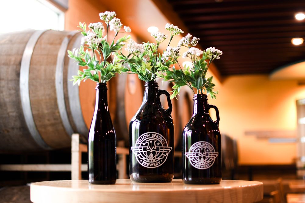 Yellow Springs Barrel Room Logo