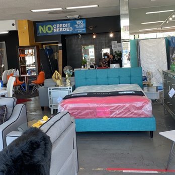 Core Furniture Plus - The woman who works there - Furniture Stores Near Me - Reseda, California