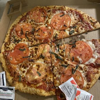 South Shore Tiki Lounge - Margherita Pizza - Pizza Near Me - Kihei, Hawaii South Shore Tiki Lounge - Margherita Pizza - Pizza Near Me - Kihei, Hawaii
