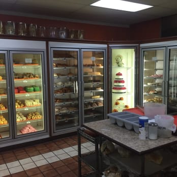 La Corona Bakery - Bakeries Near Me - Norwalk, California