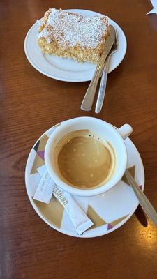 Confeitaria da Ponte by null