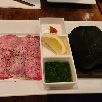 Kingyo Izakaya - Stone Cooked Beef Tongue - Japanese Near Me - Toronto, Ontario Kingyo Izakaya - Stone Cooked Beef Tongue - Japanese Near Me - Toronto, Ontario