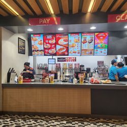 Jollibee - Late snack